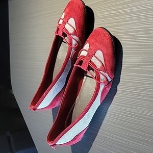 Life Stride Border Corded Red & Sliver Flats Zero Signes of Wear Women's 9N NWOT